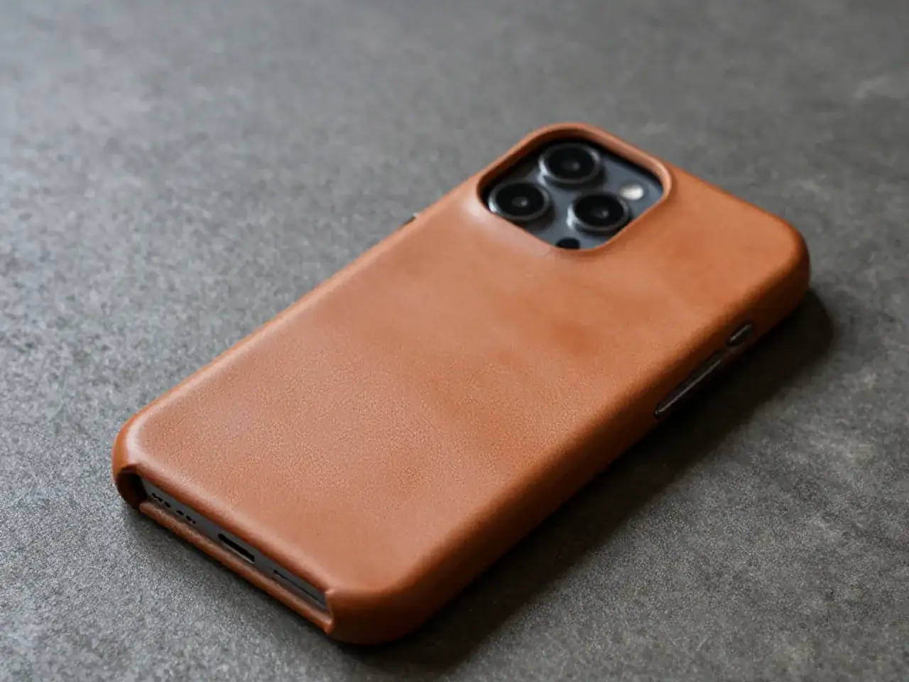 Leather phone case / 皮革手機殼